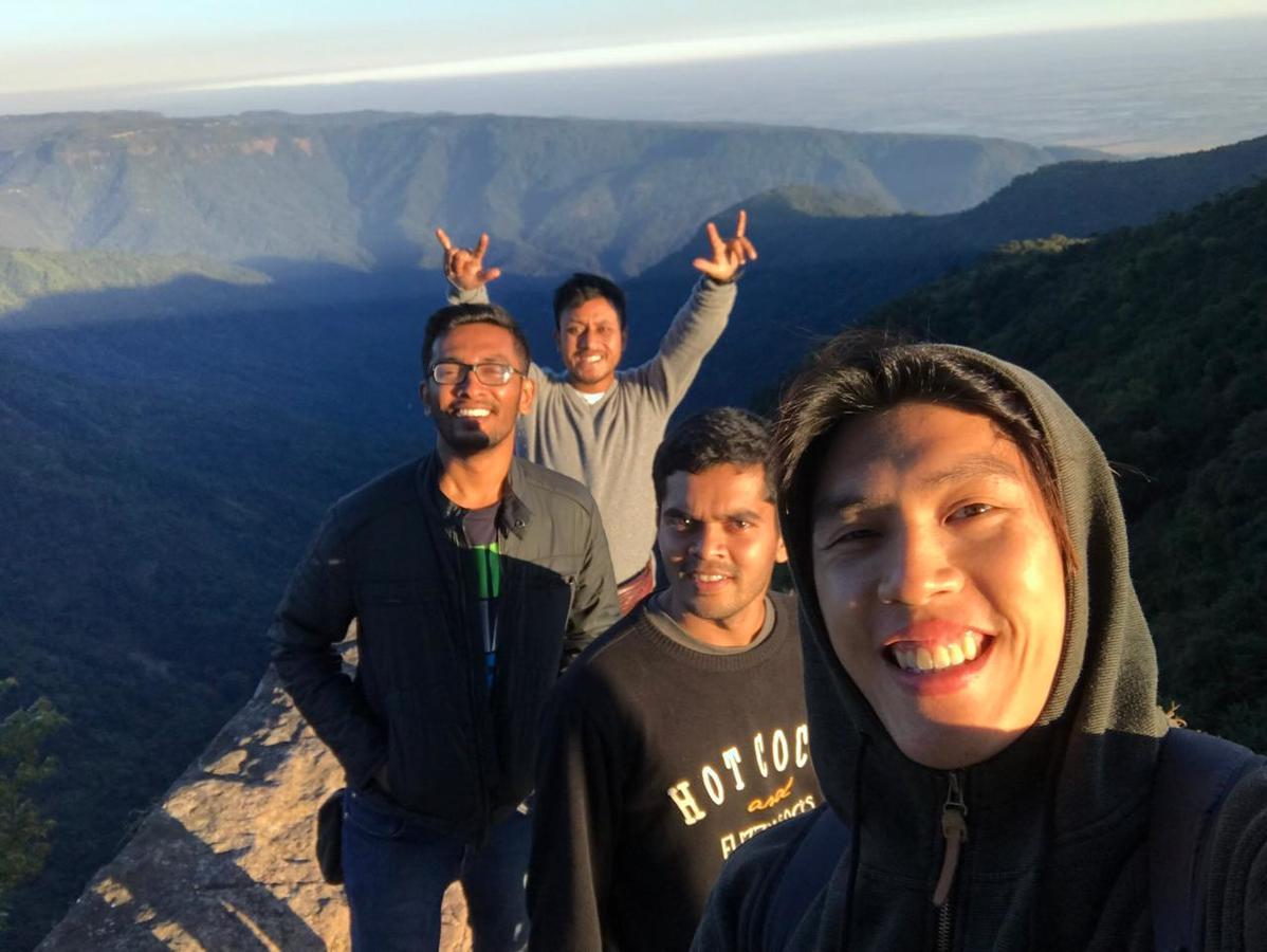 Isabella Hostel Shillong Luaran gambar