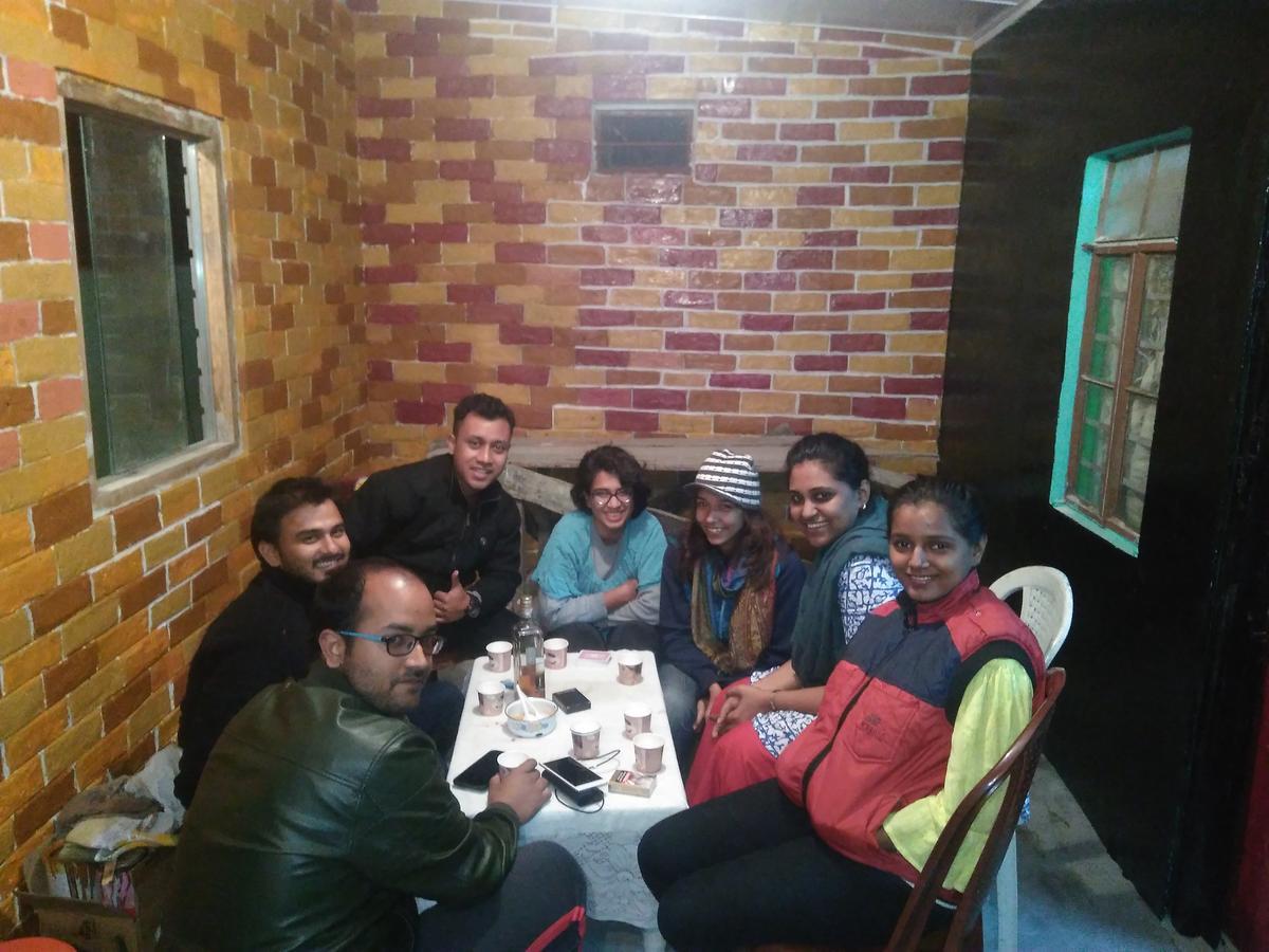 Isabella Hostel Shillong Luaran gambar